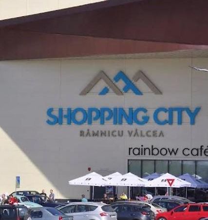 Shopping Cyti Cu 5 Apartment Râmnicu Vâlcea Екстериор снимка