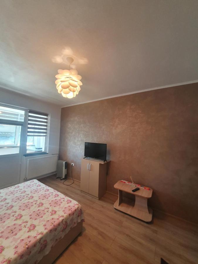 Shopping Cyti Cu 5 Apartment Râmnicu Vâlcea Екстериор снимка