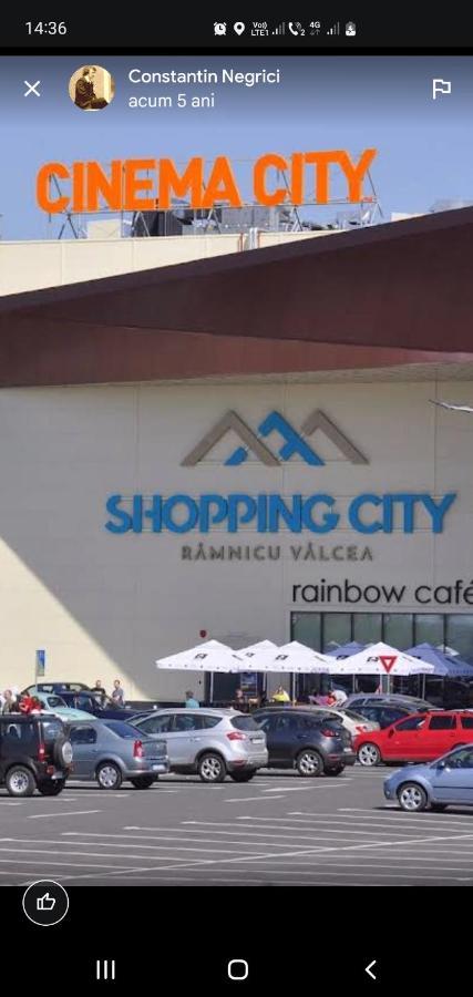 Shopping Cyti Cu 5 Apartment Râmnicu Vâlcea Екстериор снимка